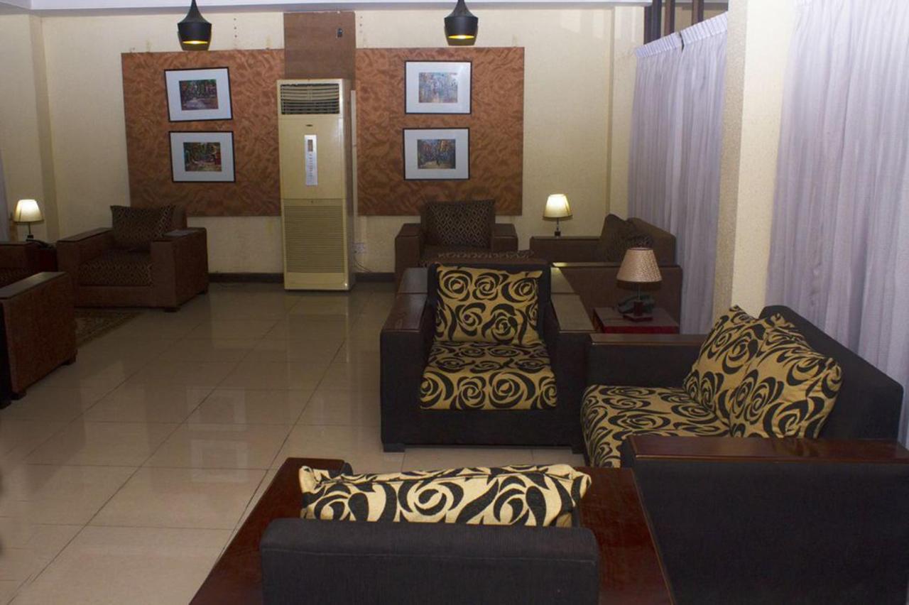 Hotel Tea Tree & Resort Дака Екстериор снимка