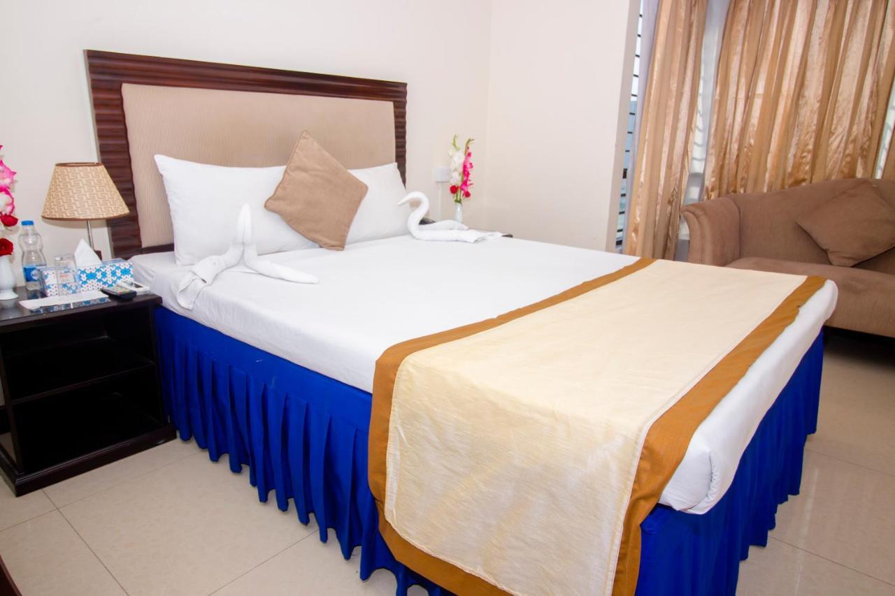 Hotel Tea Tree & Resort Дака Екстериор снимка